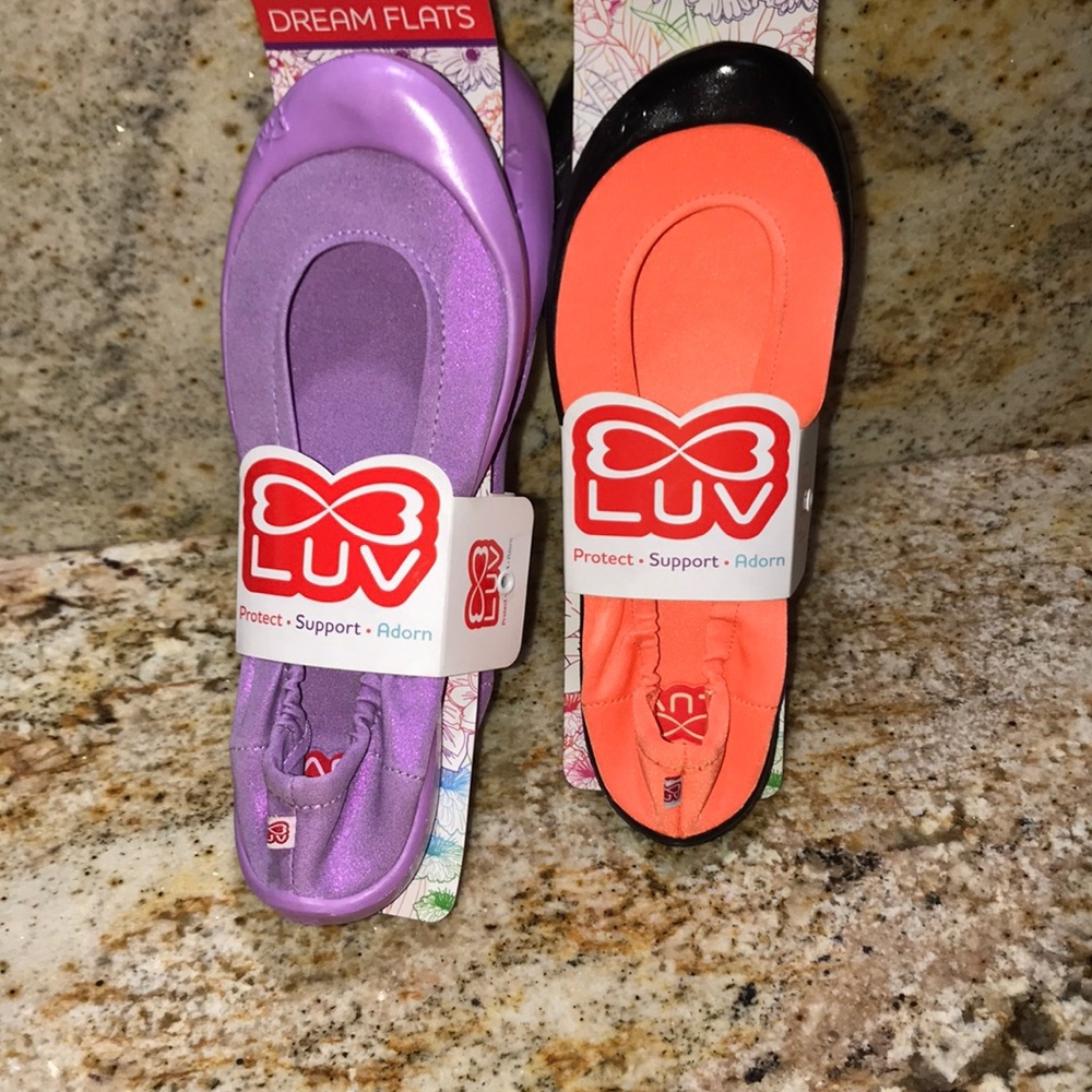 2for$15 NWT LUV DREAM FLATS